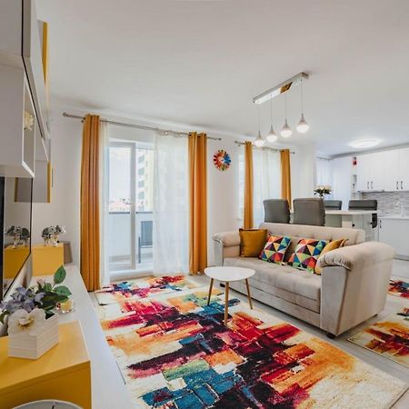 Masterpiece Studio- Free Parking, Wi-Fi, Netflix Brasov Luaran gambar