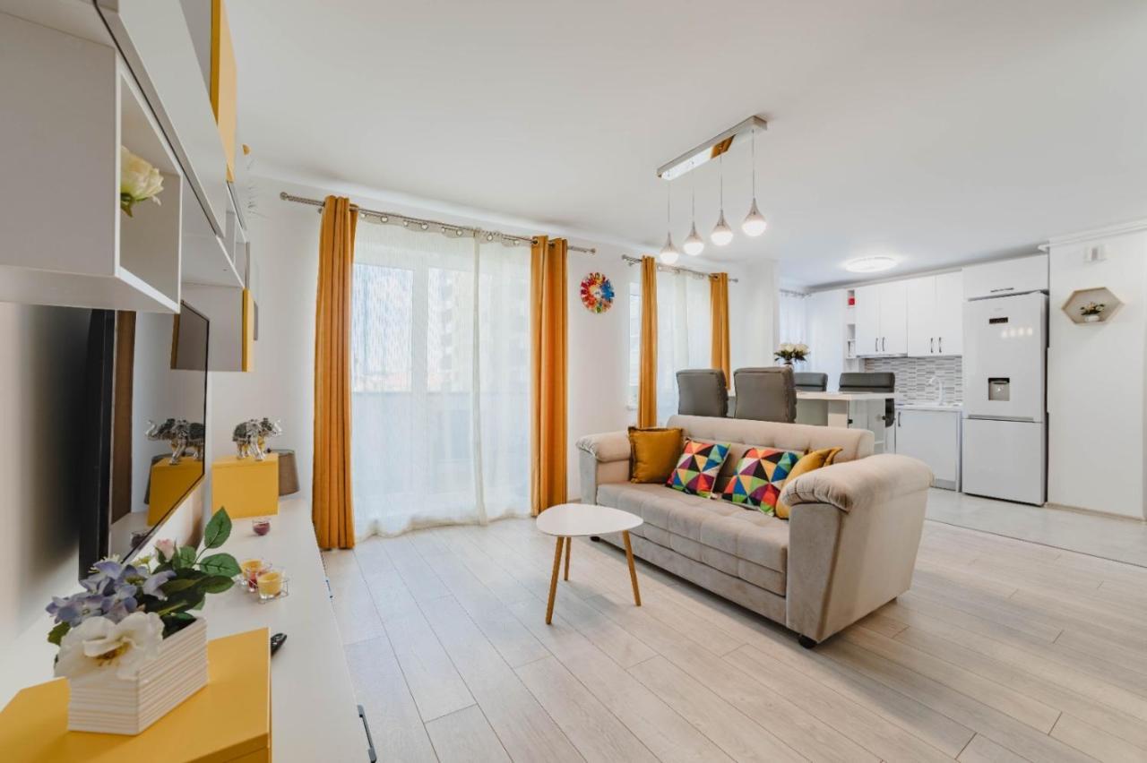 Masterpiece Studio- Free Parking, Wi-Fi, Netflix Brasov Luaran gambar