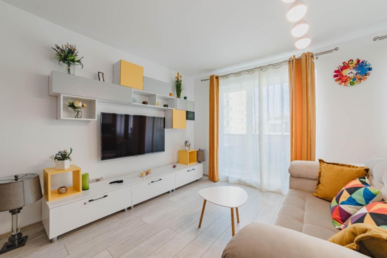 Masterpiece Studio- Free Parking, Wi-Fi, Netflix Brasov Luaran gambar